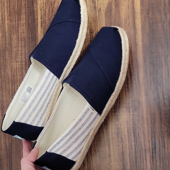 TOMS Alpargata Rope Navy Recycled Cotton University Stripes Espadrilles Slip-Ons - Picture 5 of 12